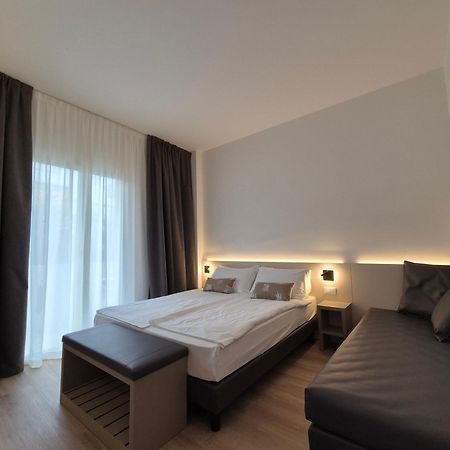 Hotel Delfino Caorle Buitenkant foto
