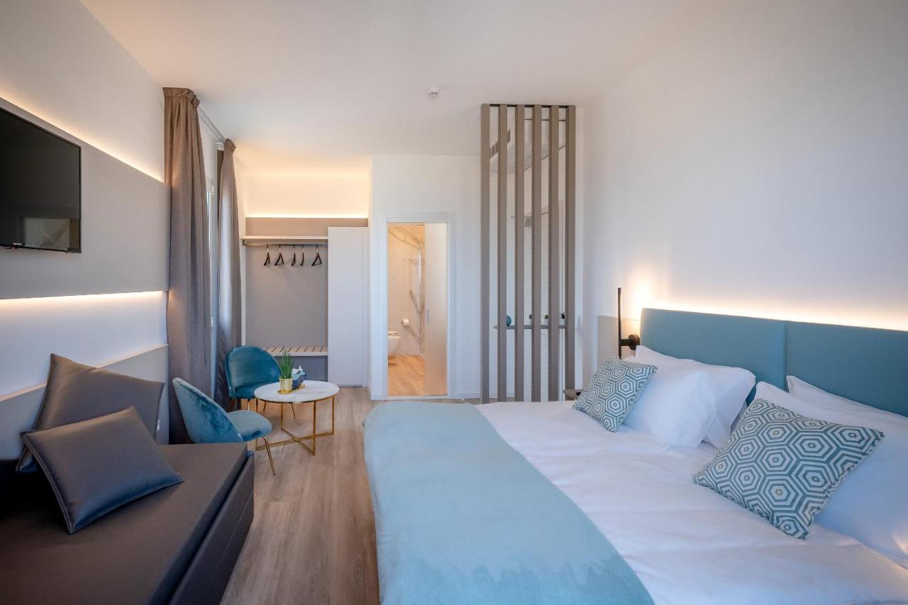 Hotel Delfino Caorle Buitenkant foto