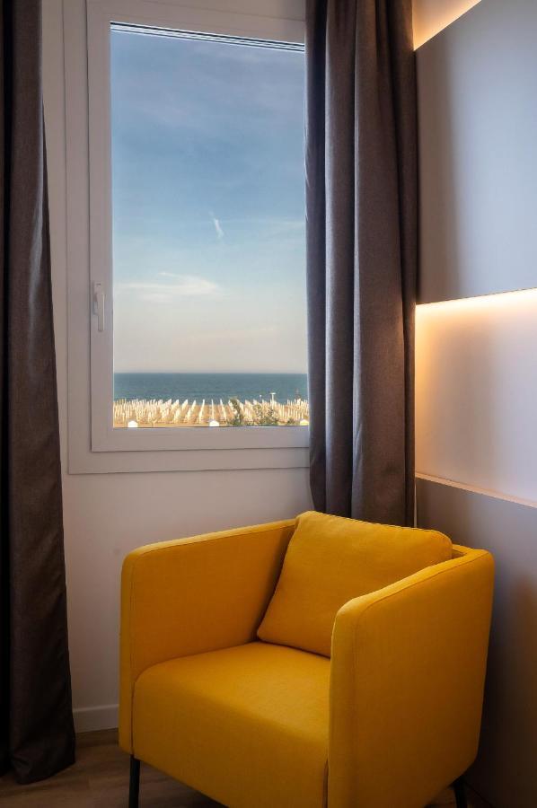 Hotel Delfino Caorle Buitenkant foto
