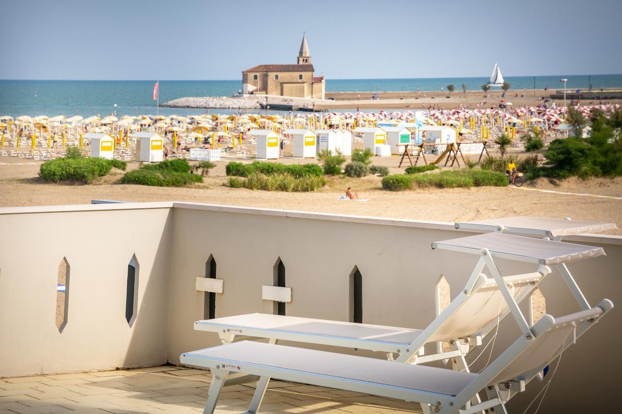 Hotel Delfino Caorle Buitenkant foto